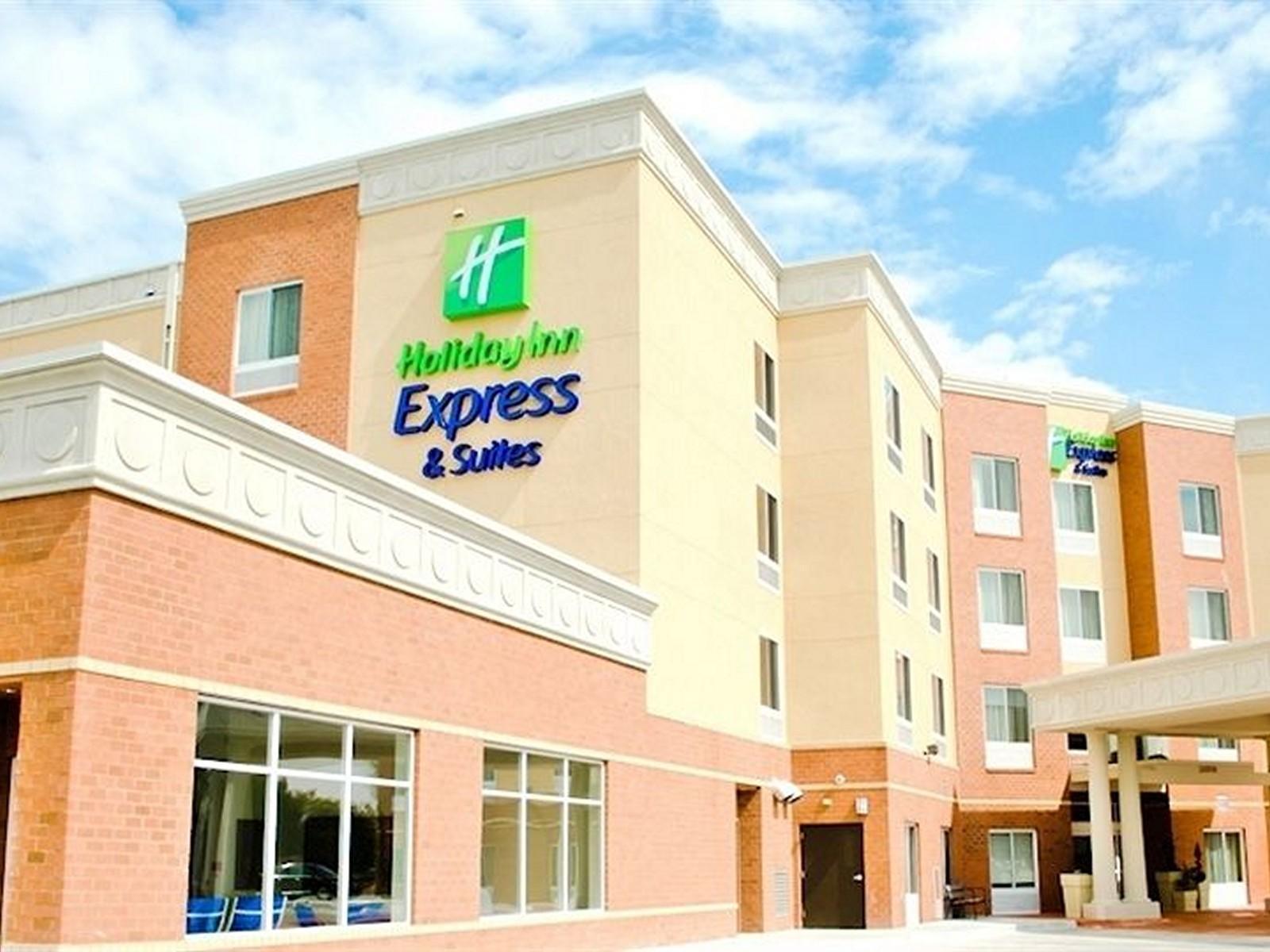 Holiday Inn Express & Suites Denver North - Thornton By Ihg Bagian luar foto
