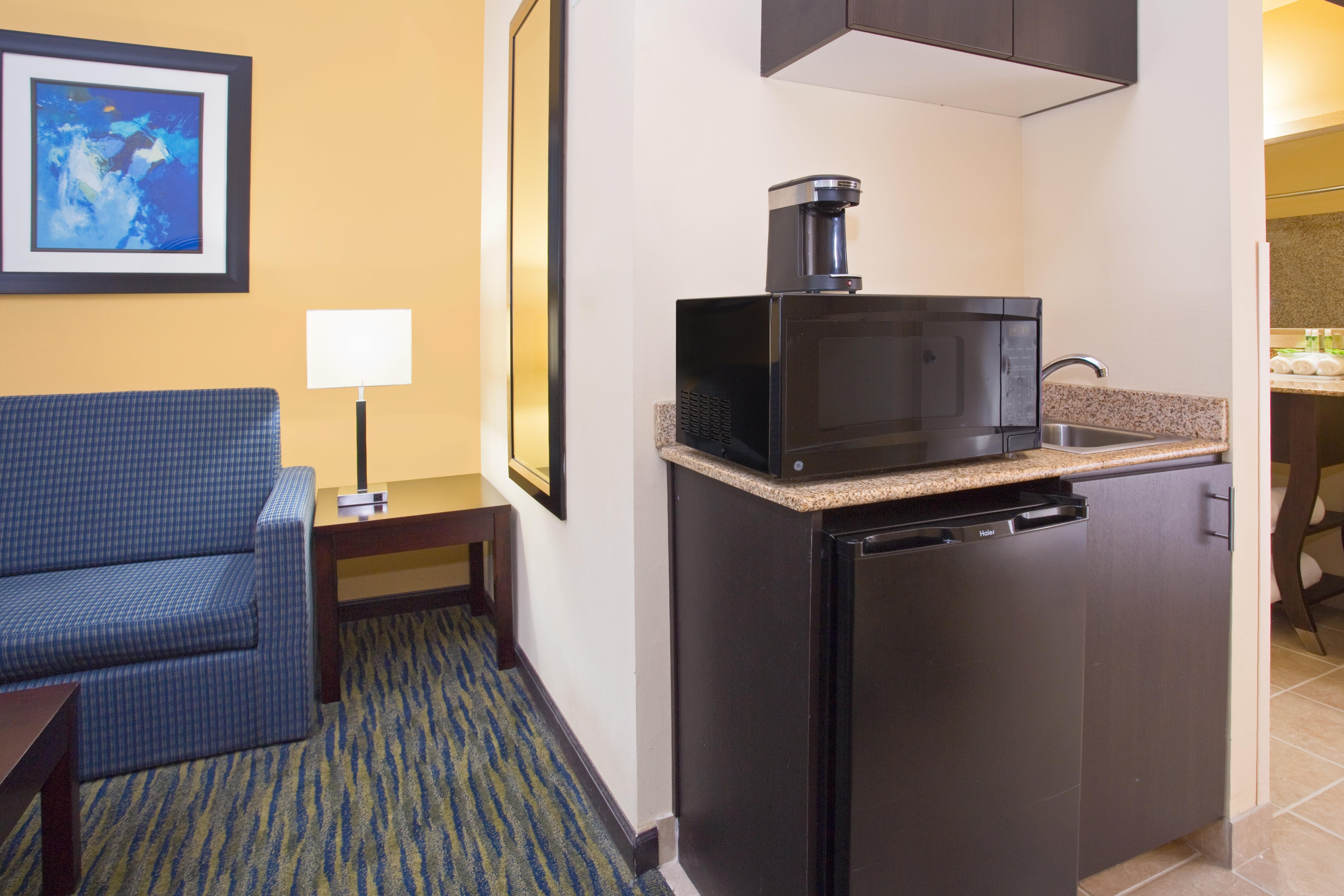 Holiday Inn Express & Suites Denver North - Thornton By Ihg Bagian luar foto